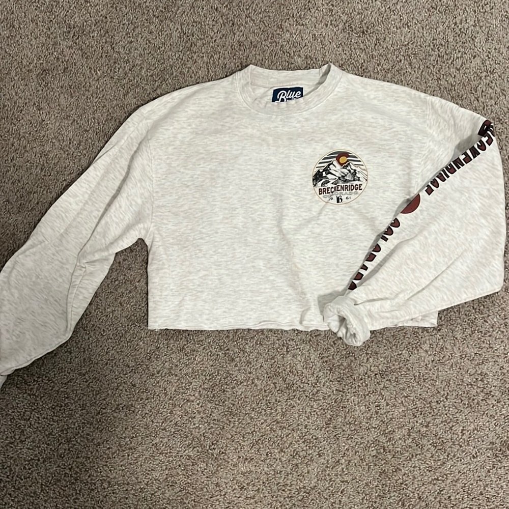 Breckinridge Colorado cropped crew neck